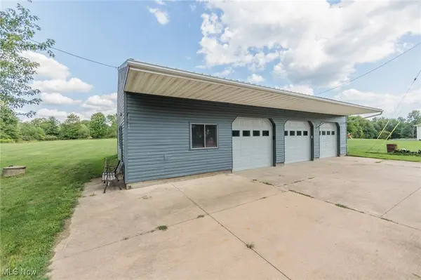 10037 Homestead RD, Wadsworth, OH 44281