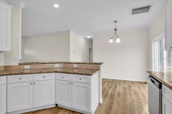 115 Waters Edge Dr, Spring City, TN 37381