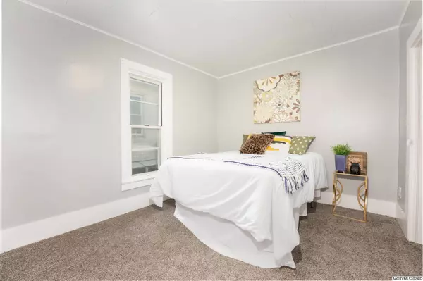 108 E Walnut ST, Manly, IA 50456