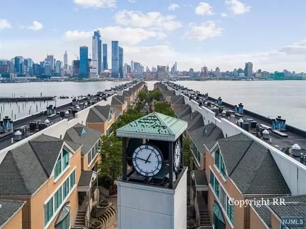 600 Harbor BLVD # 904, Weehawken, NJ 07086