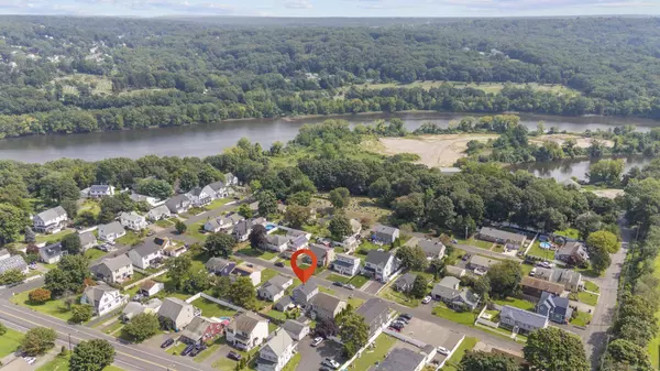 29 Catlin Place, Shelton, CT 06484