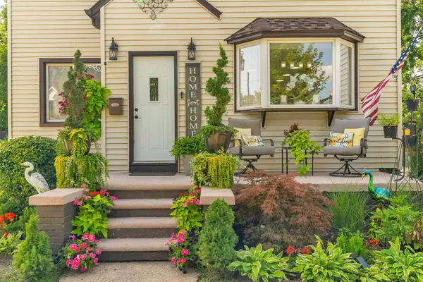 1319 19TH Street, Port Huron, MI 48060 5501