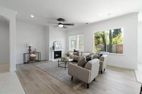 2352 Prescott Avenue, Clovis, CA 93619