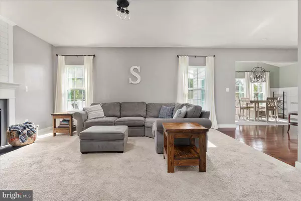 128 EMPEROR DR, Lake Frederick, VA 22630