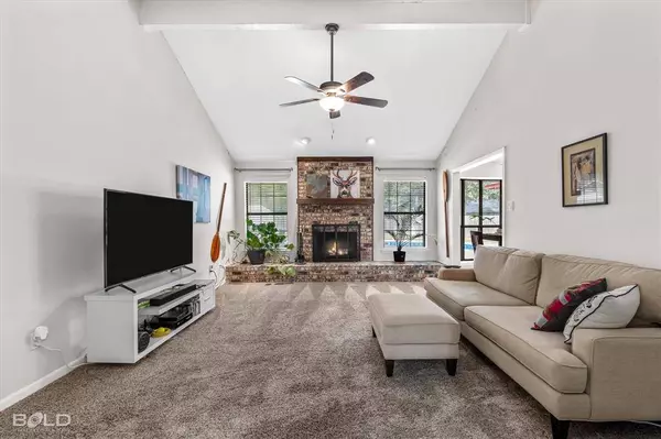 8801 Dogwood Trail, Haughton, LA 71037