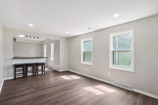 223 Exchange Street, Cambridge, WI 53523