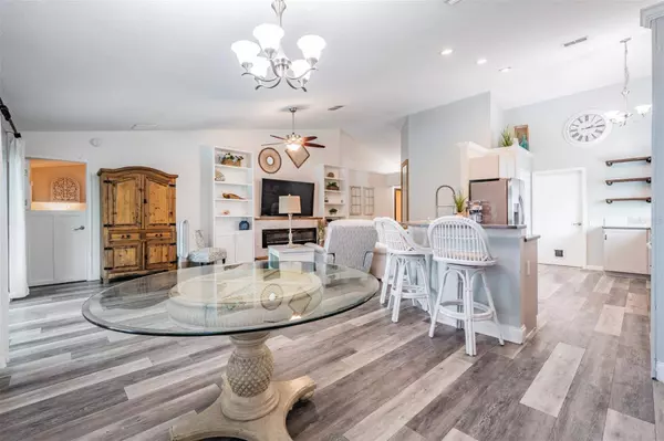 1640 NAVIGATOR LN, Tarpon Springs, FL 34689