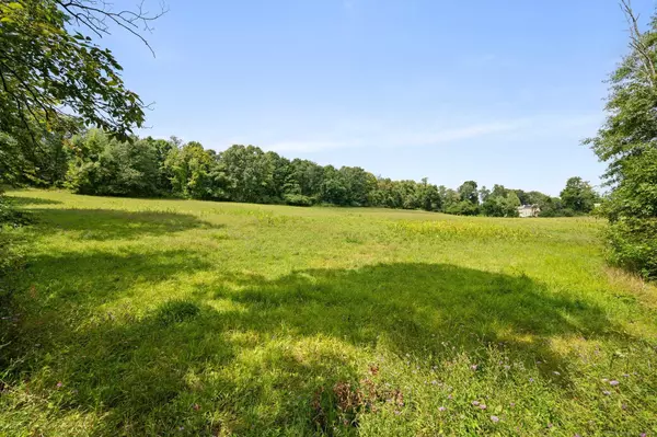 Footit Drive, Middletown, CT 06457