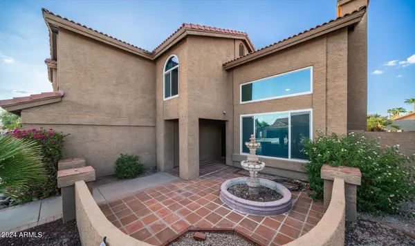 3916 E DESERT FLOWER Lane, Phoenix, AZ 85044