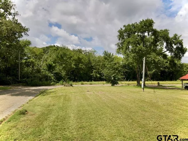 107 Olive Street, Mt Vernon, TX 75457