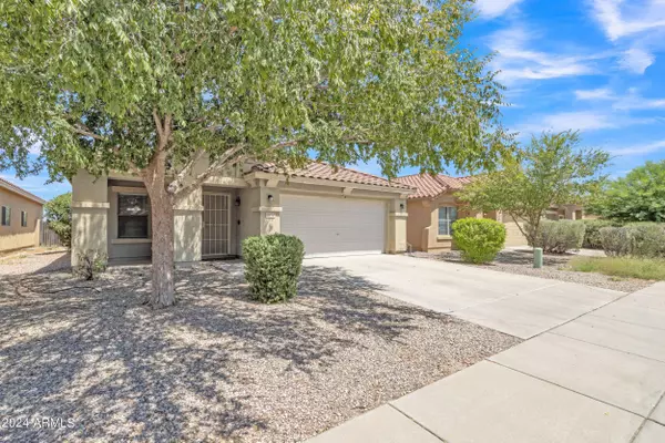 2816 W SANTA CRUZ Avenue, San Tan Valley, AZ 85144