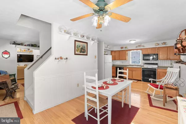 1095 FOREMAN LN, Winchester, VA 22603