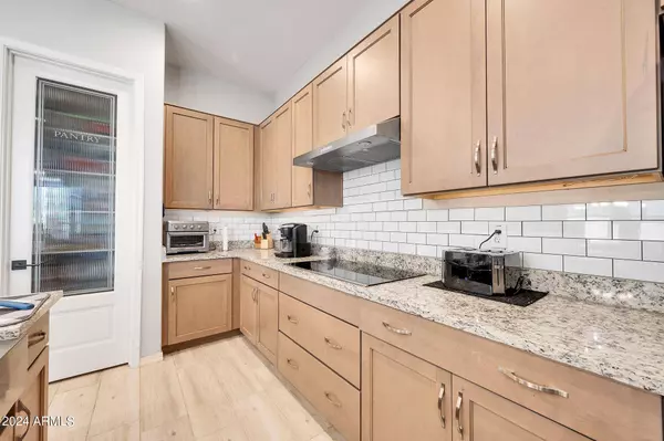 23086 E Thornton Road, Queen Creek, AZ 85142