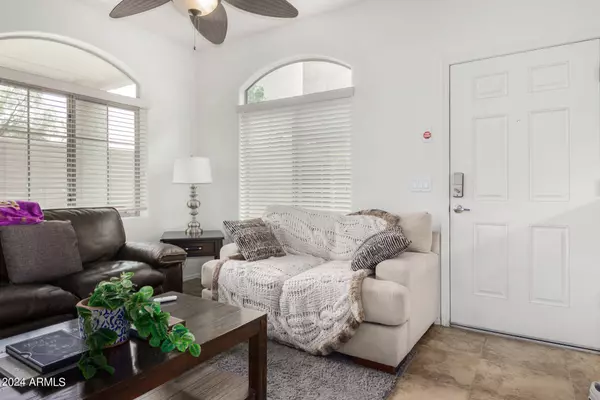 2727 N Price Road #53, Chandler, AZ 85224