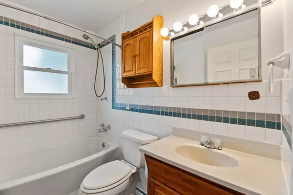 3804 E Cleveland Ave, Spokane, WA 99217