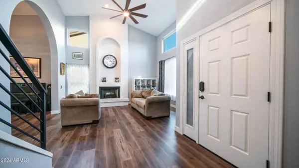 3916 E DESERT FLOWER Lane, Phoenix, AZ 85044