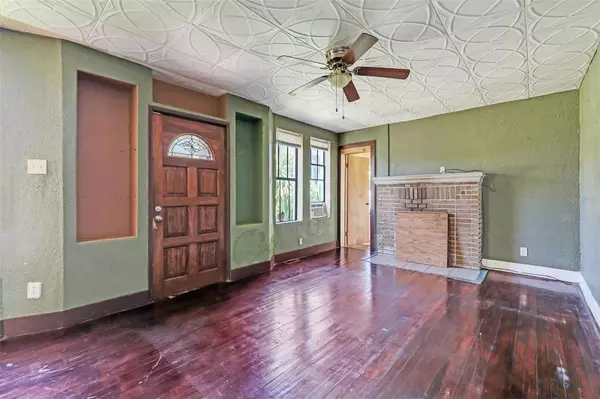 2309 AVENUE C SW, Winter Haven, FL 33880