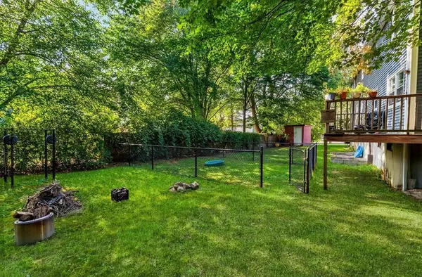 3-5 Dragon Court Cir, Woburn, MA 01801