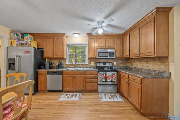 6502 Creighton Avenue NW, Huntsville, AL 35810