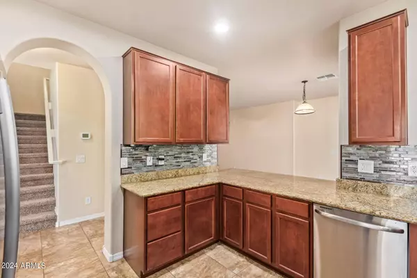 3832 E LESLIE Drive, Gilbert, AZ 85296