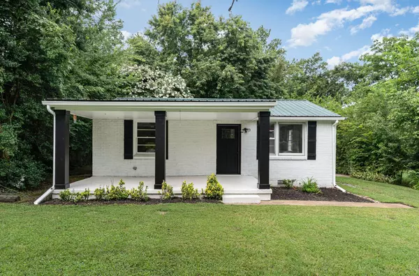 318 Keeton Ave, Old Hickory, TN 37138