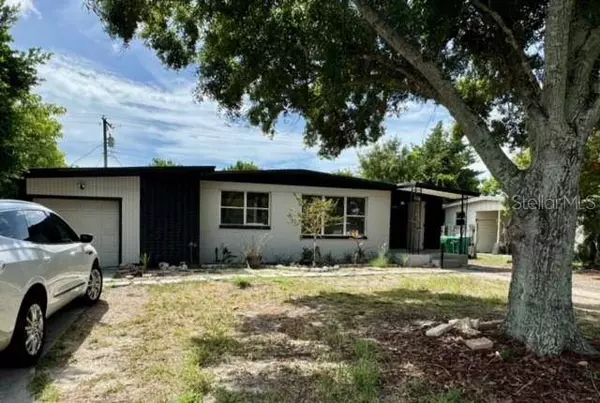 901 KENSINGTON DR, Cocoa, FL 32922