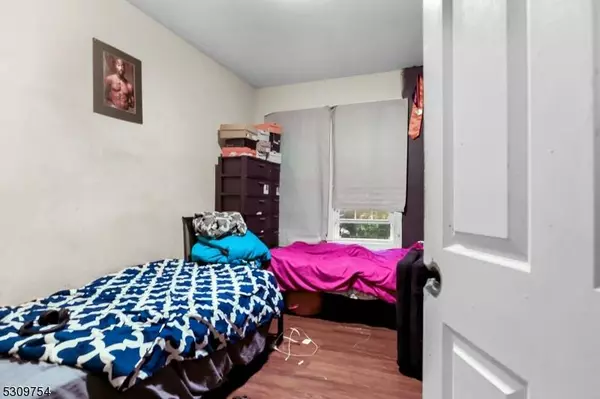 21 Lafayette St, West Orange Twp., NJ 07052