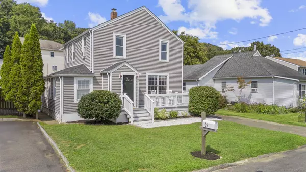 29 Catlin Place, Shelton, CT 06484