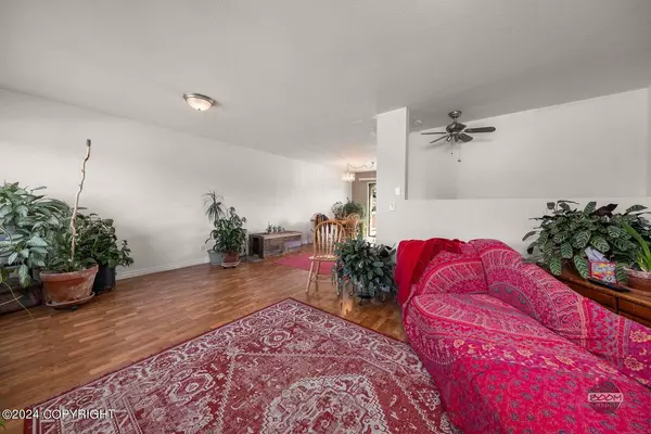 125 Montgomery WAY, Palmer, AK 99645