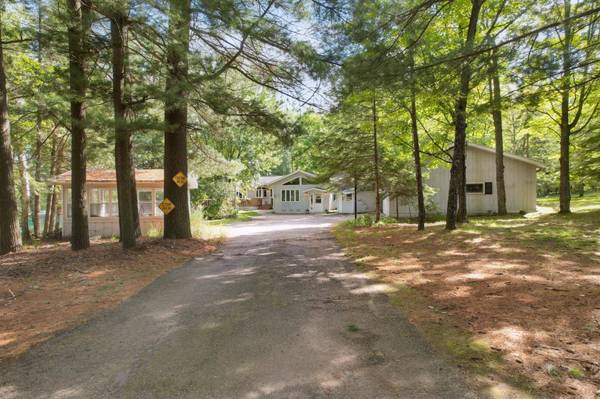 5254 RANGELINE RD, Eagle River, WI 54521