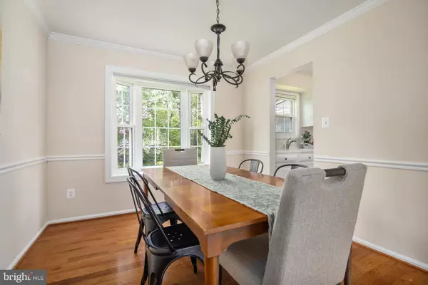 6012 FRANCONIA FOREST LN, Alexandria, VA 22310