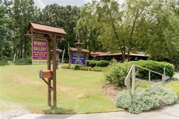 9975 BALL GROUND HWY, Ball Ground, GA 30107