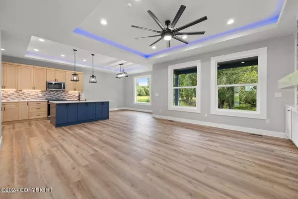 13845 Kluane DR, Wasilla, AK 99654