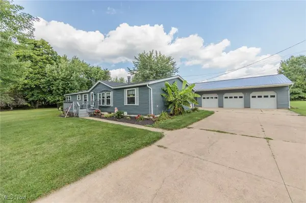 10037 Homestead RD, Wadsworth, OH 44281