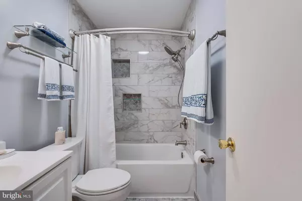 11991 OLD COLUMBIA PIKE #18, Silver Spring, MD 20904