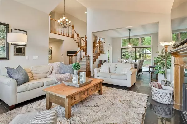 208 Goldenwood CIR, Simi Valley, CA 93065