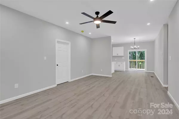 844 Cabaniss DR, Shelby, NC 28150