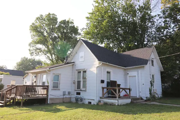 823 Grand ST, Fulton, MO 65251