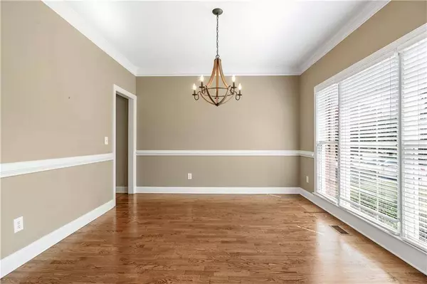 595 OWL CREEK DR, Powder Springs, GA 30127