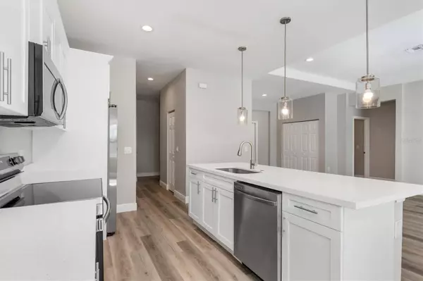 1326 NEW LONDON ST, North Port, FL 34288