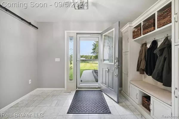 6455 GRAND BLANC Road, Swartz Creek, MI 48473