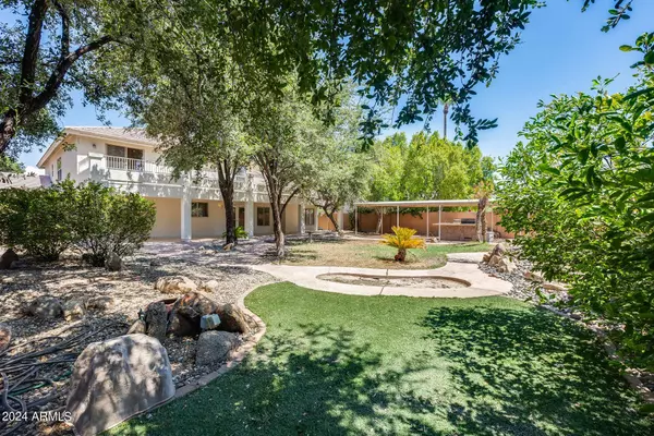 12931 W LUCHANA Drive, Litchfield Park, AZ 85340