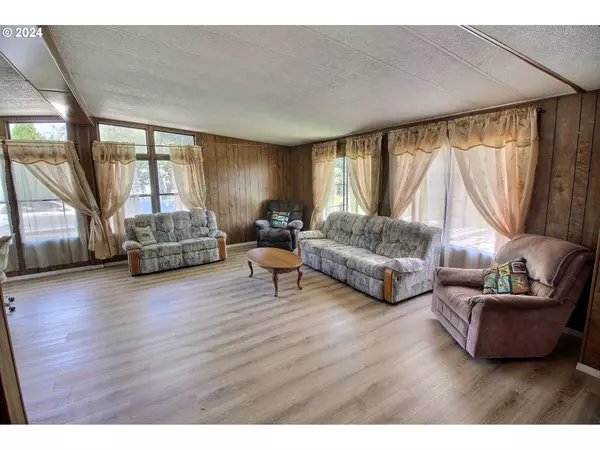 4501 ADDY ST #17, Washougal, WA 98671