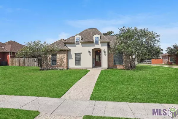 8415 JAMESPORT DR, Baton Rouge, LA 70818