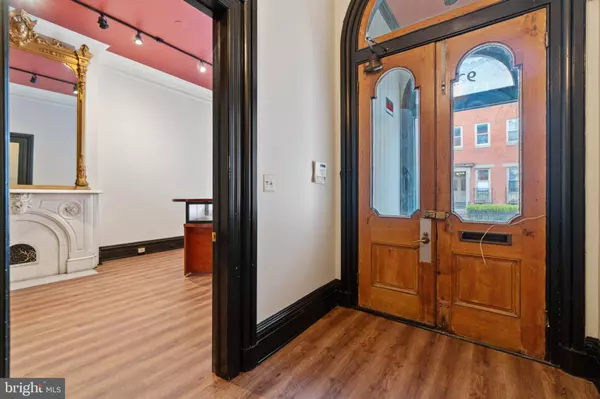 923 N CALVERT ST, Baltimore, MD 21202