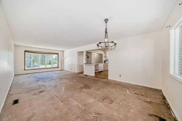 1427 Southdale PL SW, Calgary, AB T2W 0X8