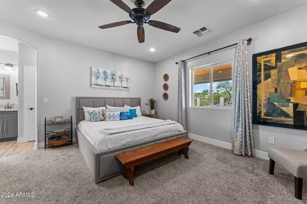 2502 LUPINE Lane, Wickenburg, AZ 85390