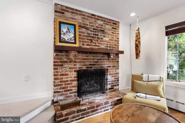 320 CREST AVE, Haddon Heights, NJ 08035