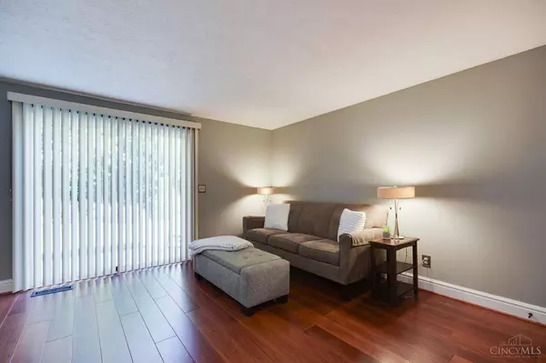 8173 Mill Creek Cir, West Chester, OH 45069