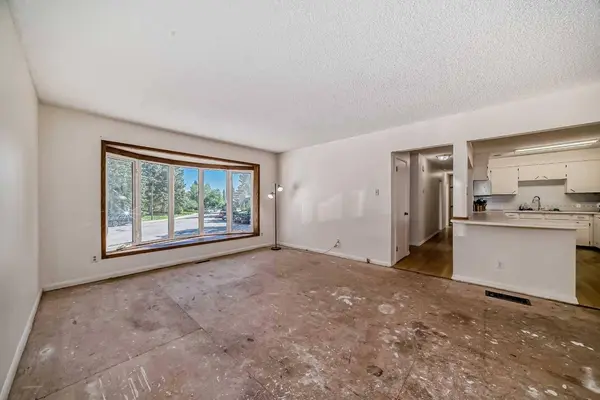 1427 Southdale PL SW, Calgary, AB T2W 0X8